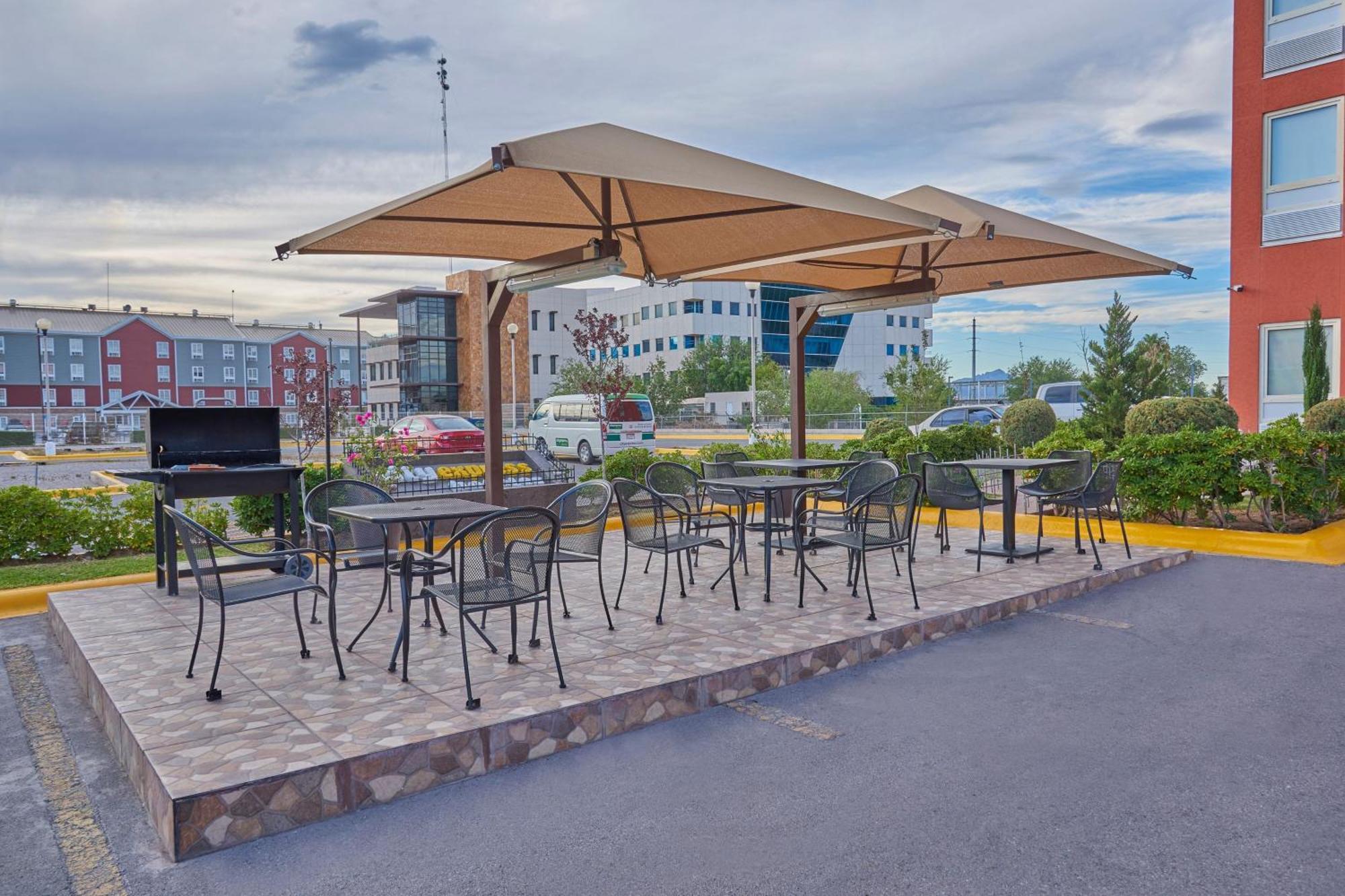 City Express Junior By Marriott Juarez Consulado Exterior photo
