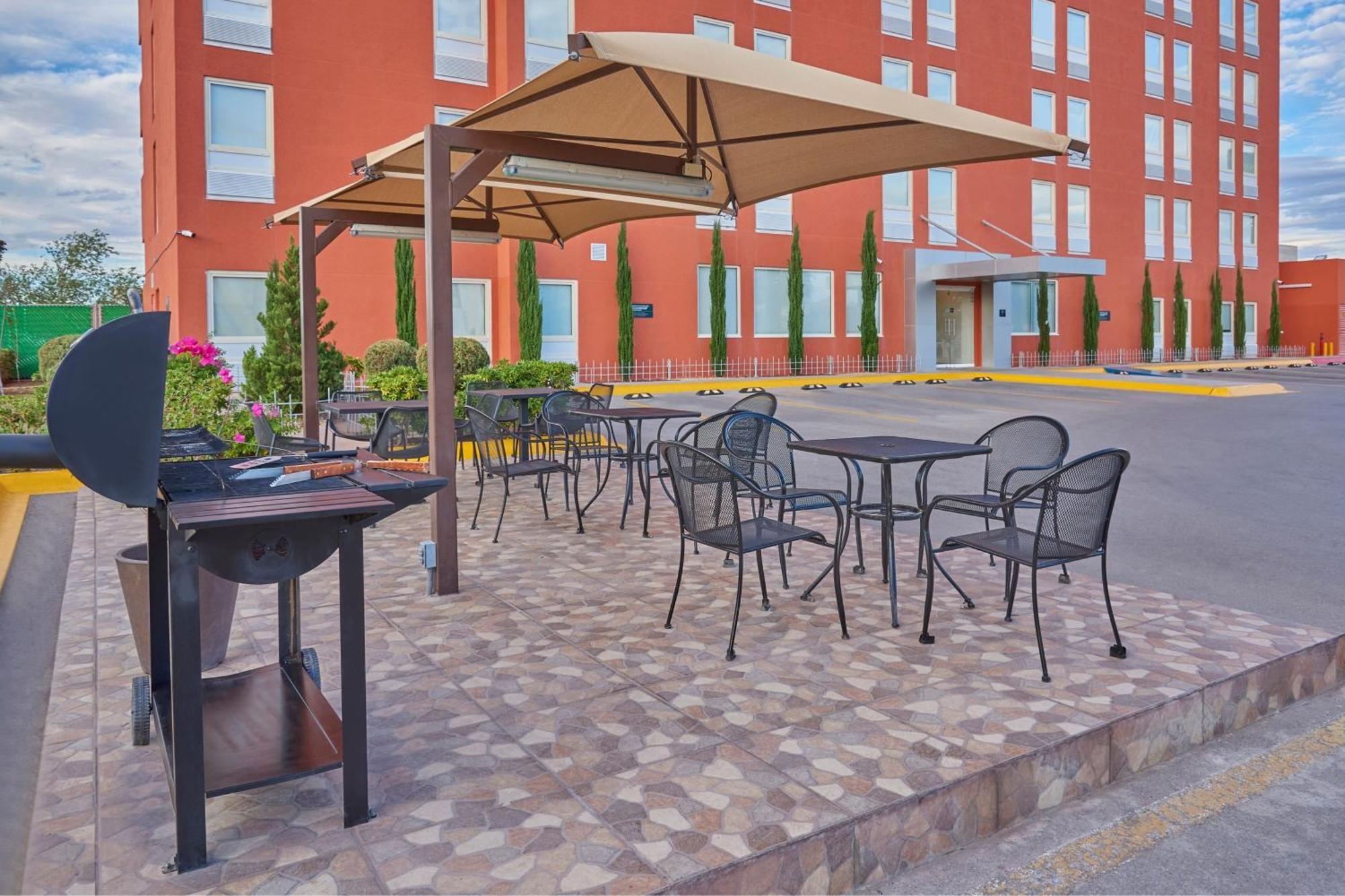 City Express Junior By Marriott Juarez Consulado Exterior photo